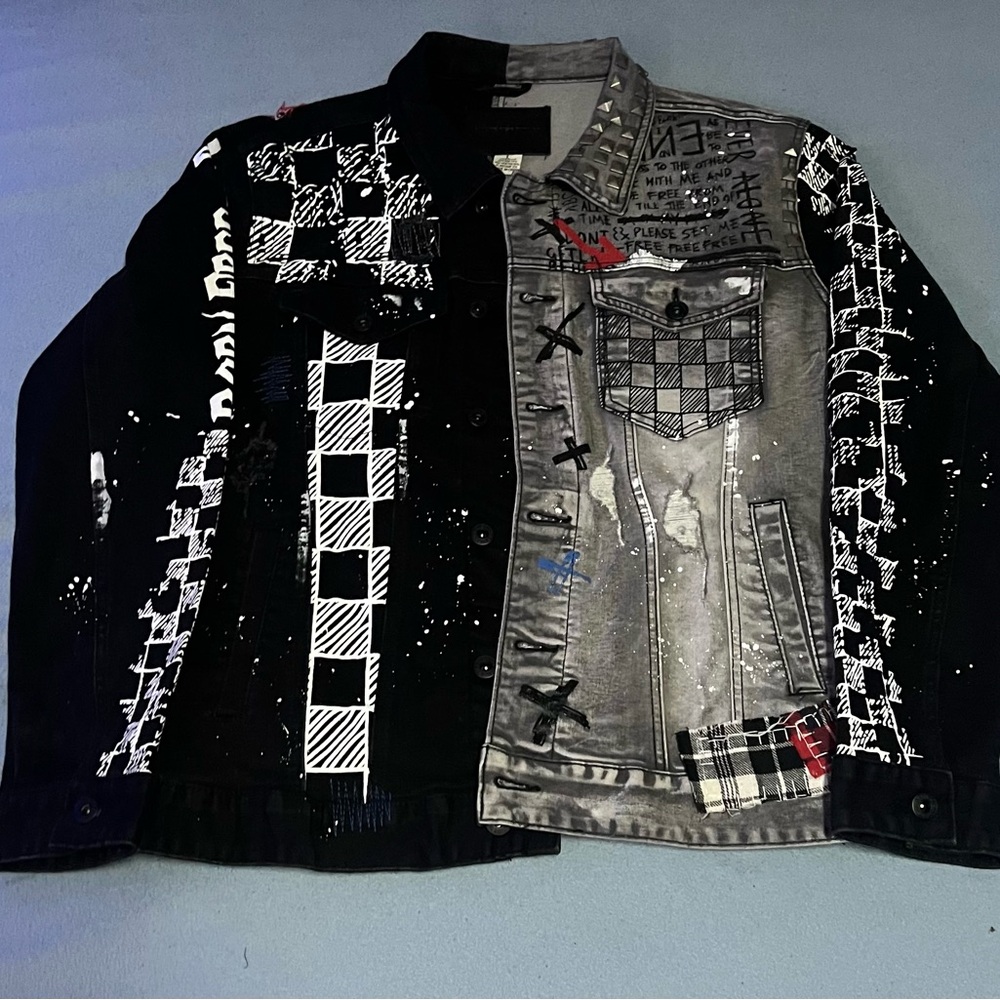 Men's Black and Gray Graphic Denim Jacket and Jean Set